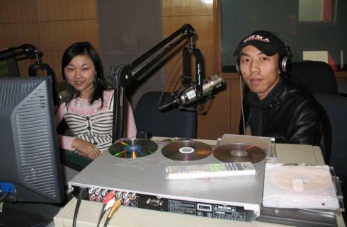 楼主与天津电台文艺频道主持人木荣