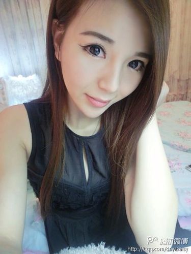美女颜霜霜清纯写真_17张_笑中带泪是奢侈品_百度空间