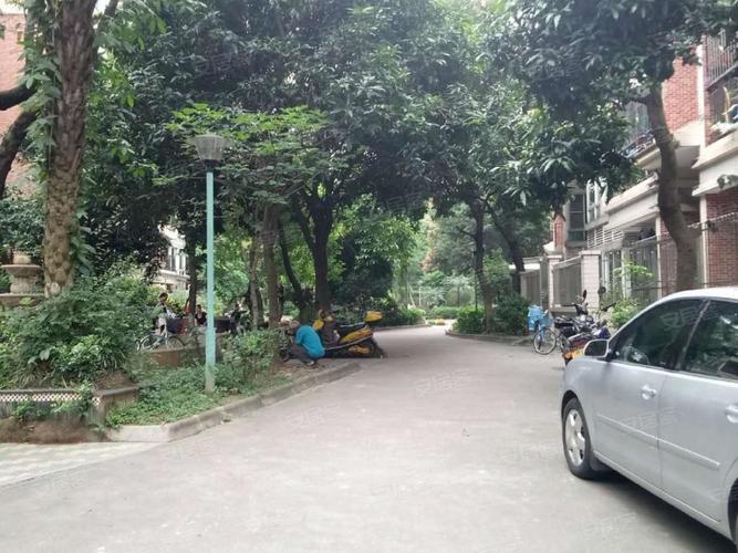 番禺锦绣花园(南区)