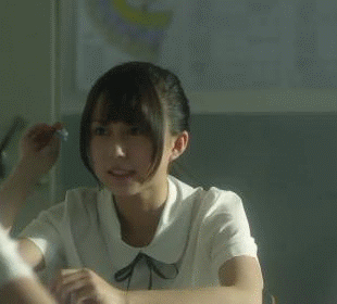 搞笑gif段子:不是我吹牛皮,一看吊车都出动,不用质疑这开车的一定是女