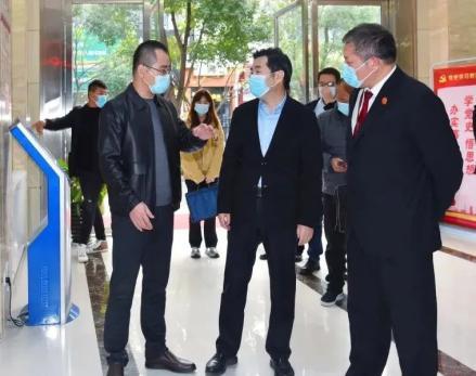 福州中院党组成员,副院长刘伟光一行到福清法院调研