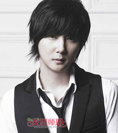 男生 平刘海长发造型