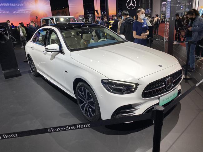 上海车展:奔驰e350el正式上市 售52.19万元