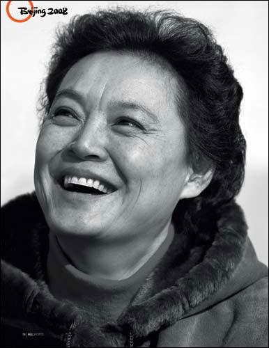 随夫婿男排名宿侯晓非赴美国定居,居家相夫教女,全力支持丈夫的事业