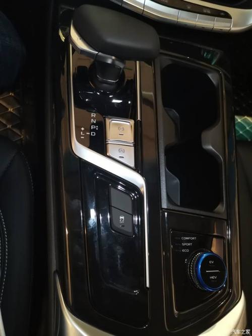 多彩六月吉利博瑞pro内饰篇