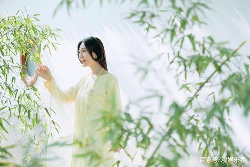 国风歌者刘珂矣《夏竹深深》主题写真发布