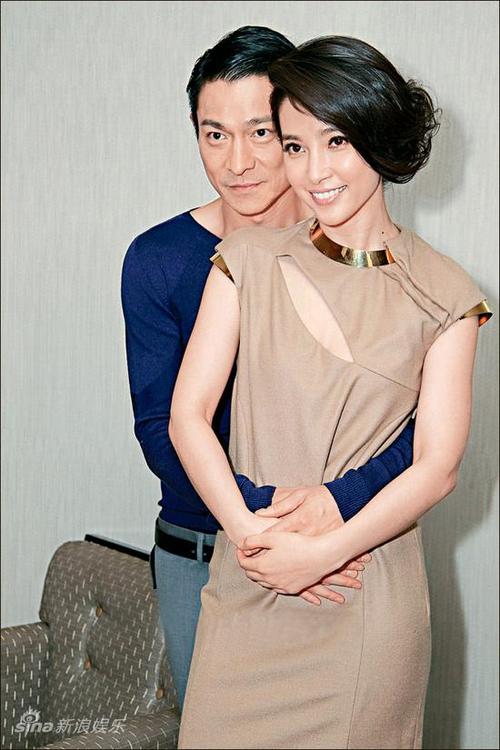 刘德华李冰冰亲密拍哥们照 想擦火花不容易(图)
