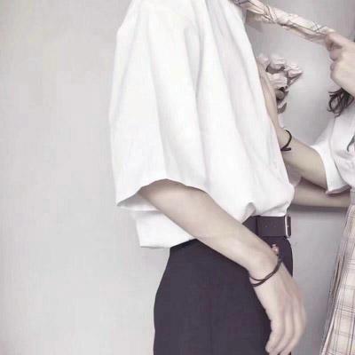 玩网优质部位情头 真人下半身的一对两张