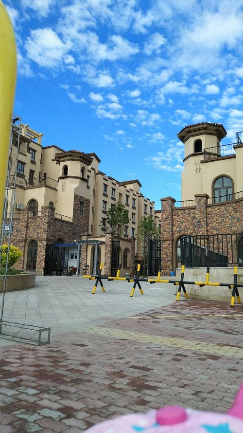 新疆维吾尔自治区伊犁哈萨克自治州奎屯市阿克苏路靠近塞上西班牙小区