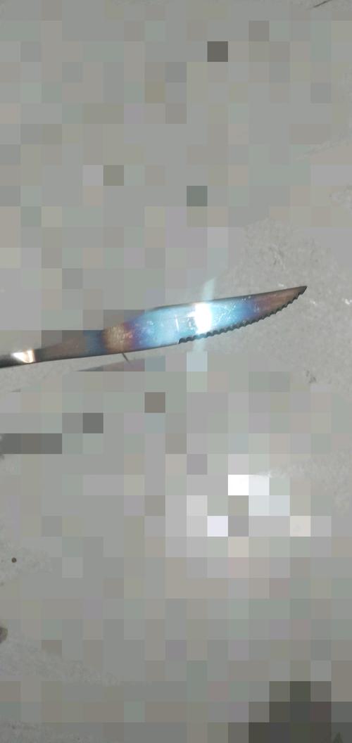 各位告诉我啊啊,这把刀能卖多少钱,崭新出厂表面淬火,今天刚刚开箱开