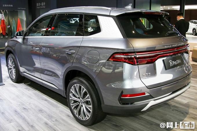 每公里油费仅需3毛钱_新车