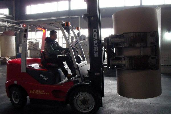 5吨纸卷夹叉车 纸厂专用叉车