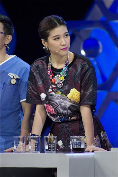 "大医生"悦悦惹争议 时尚养生是儿戏?(图)