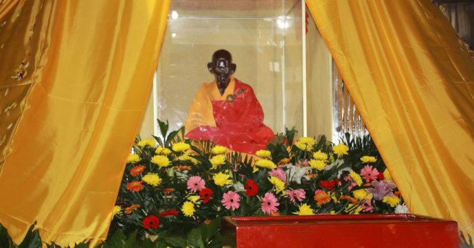 [转帖]弥光老和尚成就金刚不坏身 ← 国学佛学资料库 ← 大易识阶