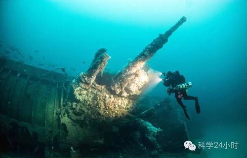 探秘大西洋深海海难船:被遗忘的神秘世界