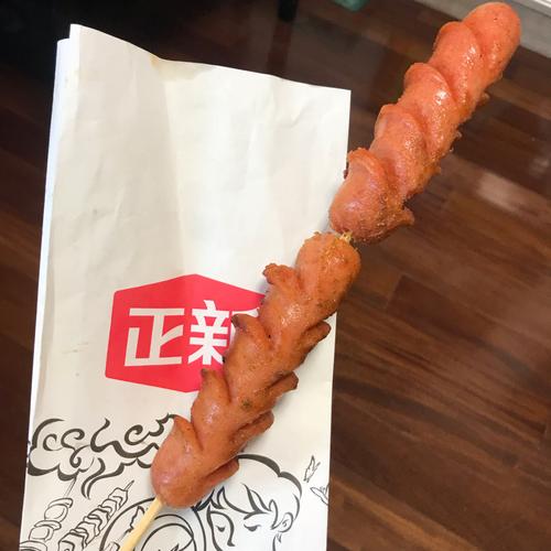 正新烤肠丨馋得不行_正新鸡排怎么样_饱饱的_口感_烤肠_美食_美食探店