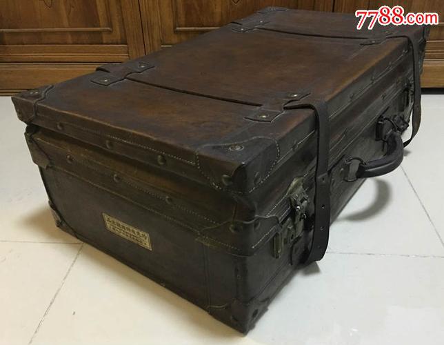 老物件民国老皮箱牛皮手提箱老箱子怀旧收藏影视道具二手老箱子