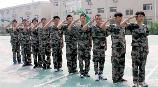 八维学校——初中生成就梦想的港湾