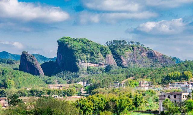 江西于都县宽石寨,险峻独特的丹霞地貌