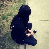 好看的女生背影qq头像最新版设计 我本就不是一个温暖