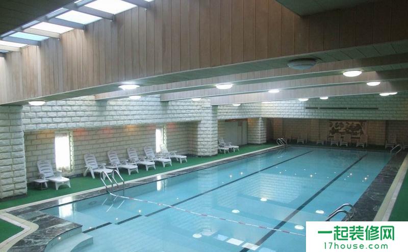 室内游泳池图片效果图 效果图大小:63kb 分辨率:443200 效果图尺寸