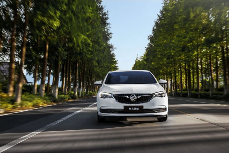 8万就能开走的合资a级车,别克英朗是比国产车更好的选择吗?