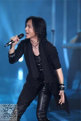 黑豹乐队主唱张琪 黑豹乐队主唱张淇老婆是谁个人资料照片及家庭背景