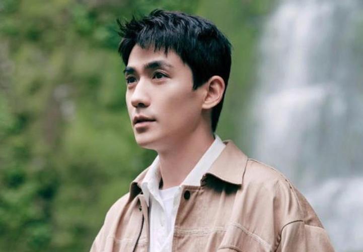 原创电影《人生大事》开机,朱一龙首次寸头出镜,挑战饰演职业殡葬师?