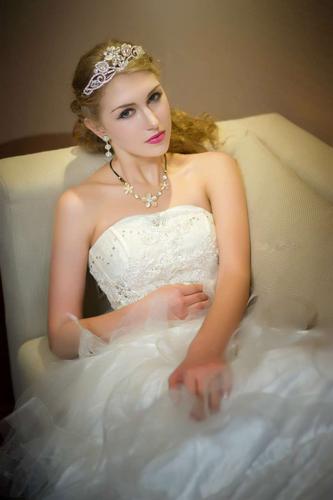 漂亮图片背景 - 美女图片大全