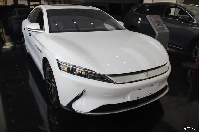 比亚迪汉ev,将成为比亚迪首款配备刀片式电池的车型
