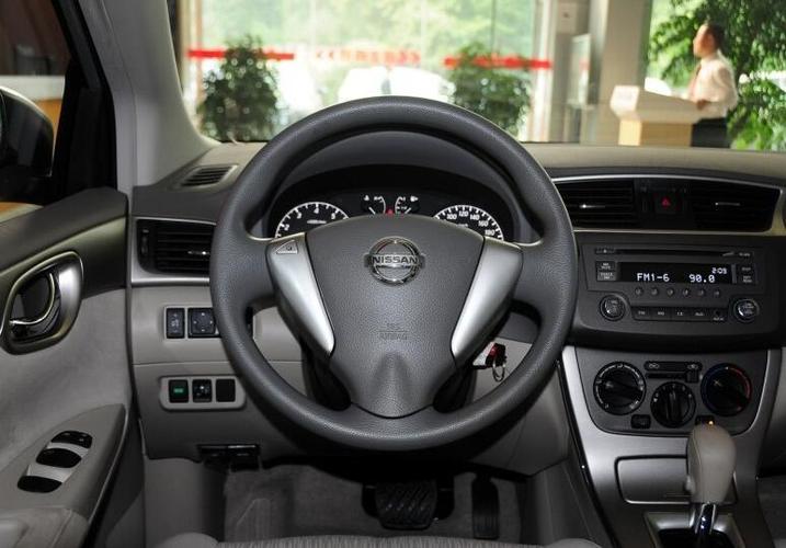 烟台新轩逸手动挡多少钱(新轩逸优惠多少钱)