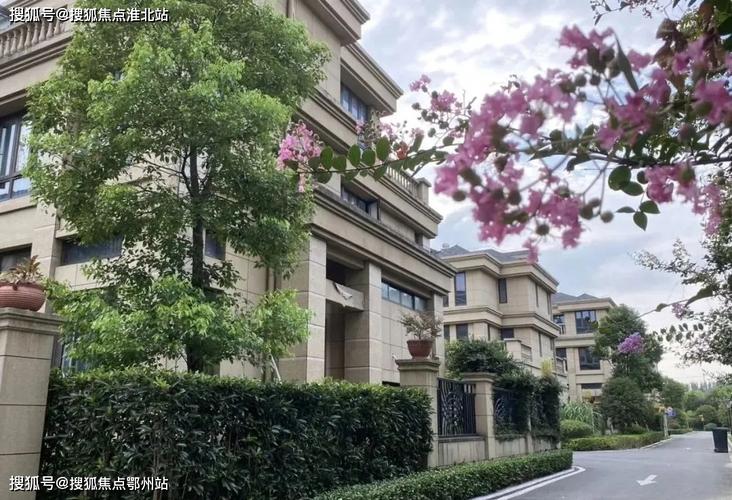 上海嘉定嘉隆国际 不限购别墅 均价3-3.