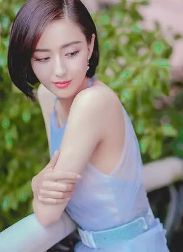 陈思诚坦言到自己曾用烟头在佟丽娅身上烫烟疤,网友:有意思?