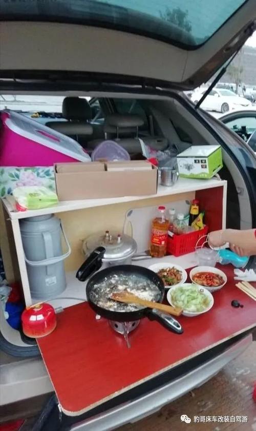 直接上图看效果 这些都是利用后排和后备箱空间,后排座椅未拆除,只是