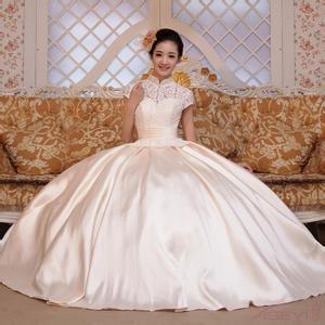 平胸新娘婚纱怎么选