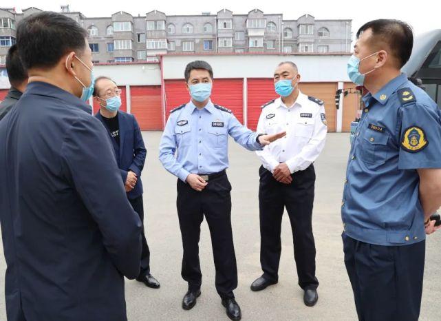 陈伟宏同志督导检查重要点位疫情防控工作情况|市公安