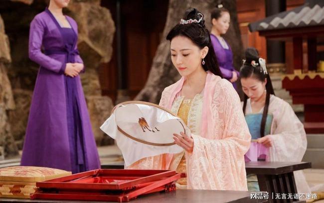 《醉玲珑》黄梦莹古装高清剧照