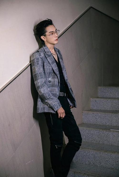 资讯李承铉经纪人公司