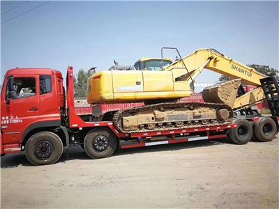 东风平板拖车拉120挖机的平板车华菱后双桥挖机拖车