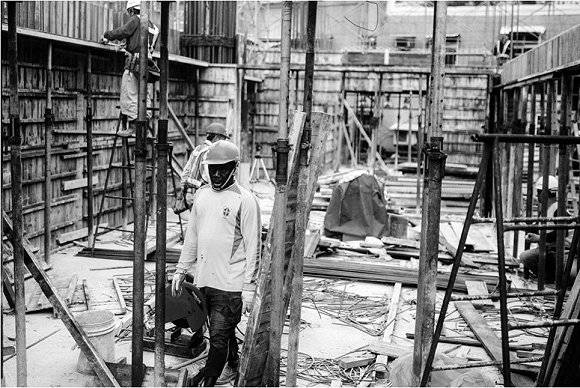 世态炎凉 悲恨怨怒:一个年轻监工眼里的工地人生