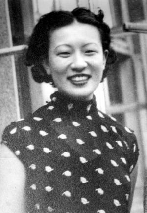 原来,川岛芳子原名爱新觉罗·显玗,很早的时候,她就被日本浪子作为"干