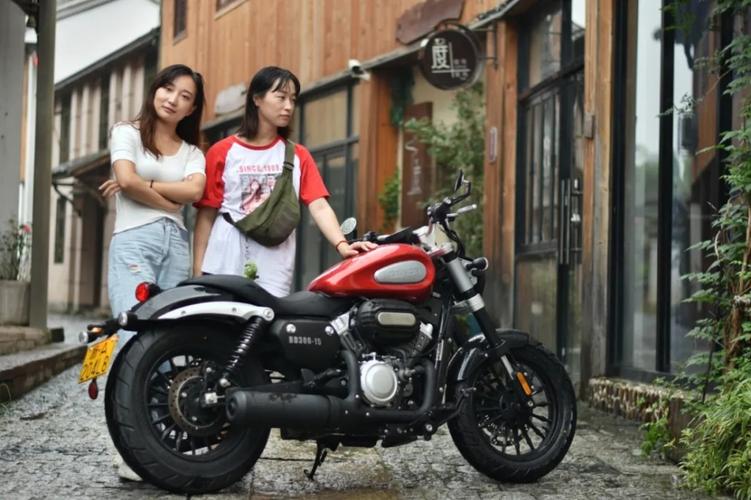 还是大一些更舒服奔达灰石300试驾体验