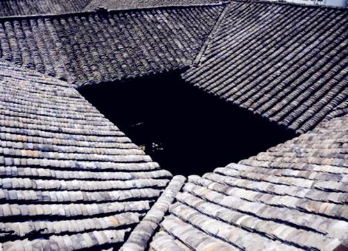 四合院屋顶算不算四水归堂?