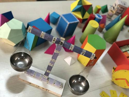 沙市实验中学七年级数学学具制作大赛