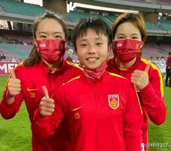 一夜成名00后足球天才川妹子张琳艳入选亚足联未来之星