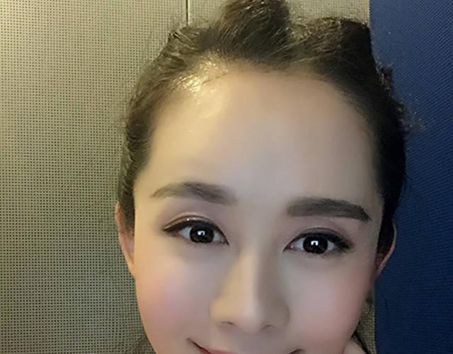 李蕊微博晒自拍.