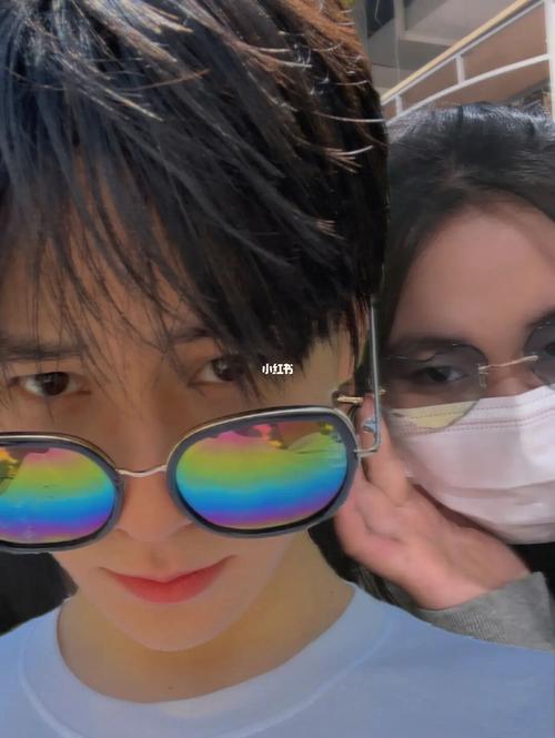 张真源圈外女友_张真源_女朋友_娱乐_明星娱乐资讯