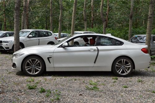 【宝马4系2014款双门轿跑车 420i 设计套装型正侧车头