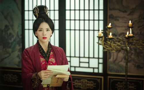 曹曦文《凤弈》收官 泪别皇后继续前行