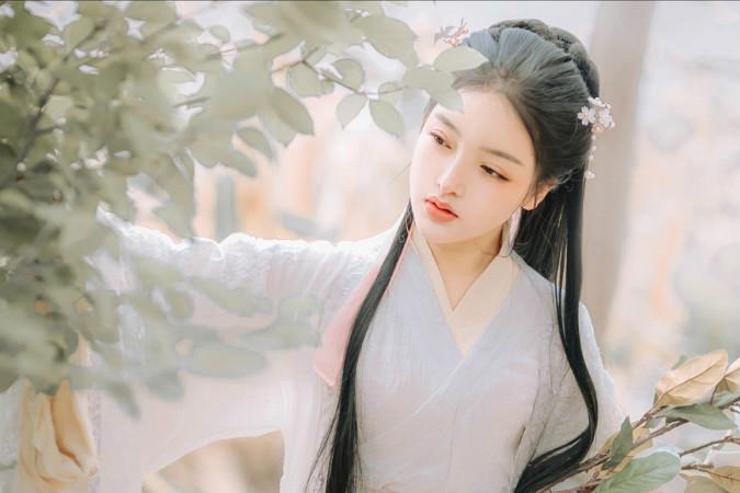 原创十二生肖中,顾家又贤惠,娶到就是赚到的4个生肖女